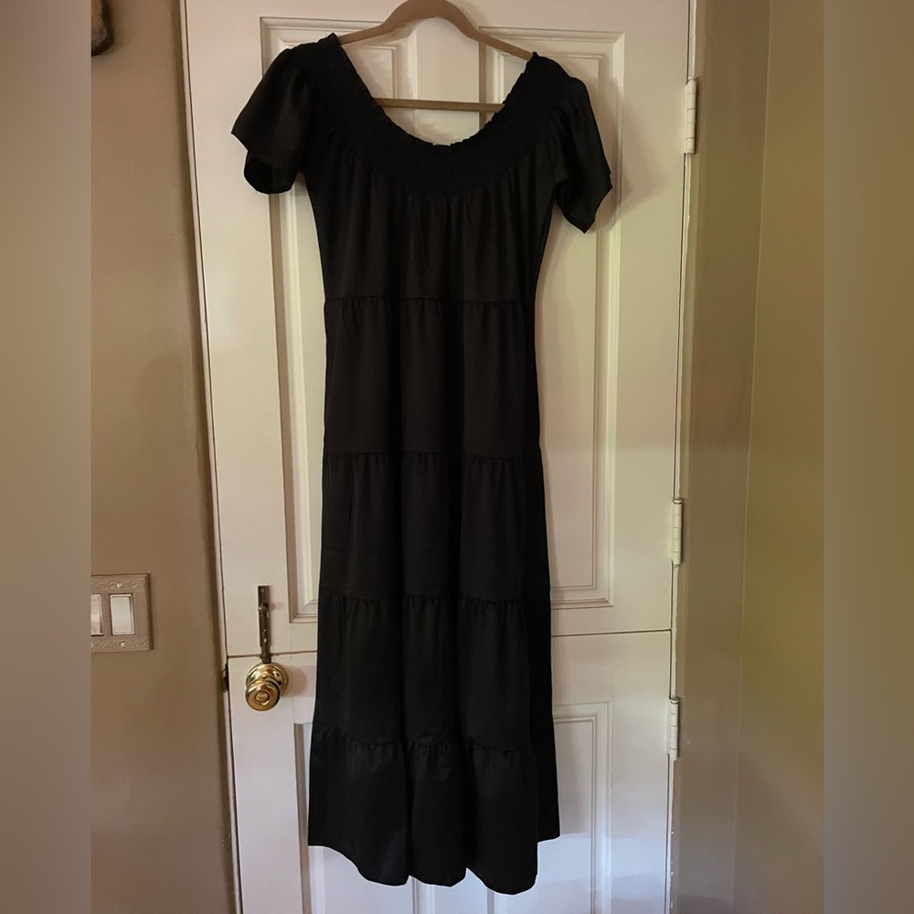 Darling black, midi, dress size small